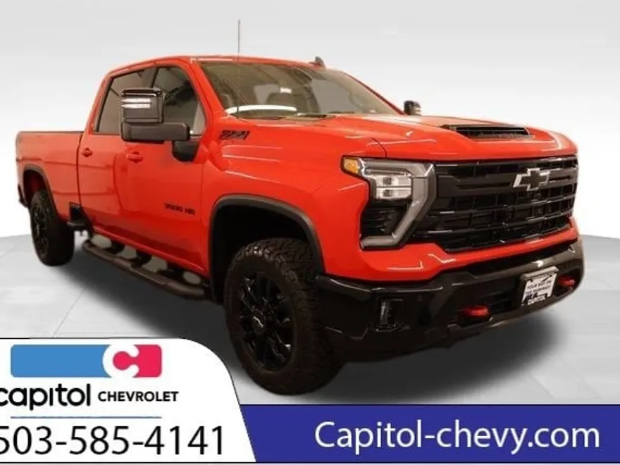 2025 Chevrolet Silverado 3500HD LT photo 1