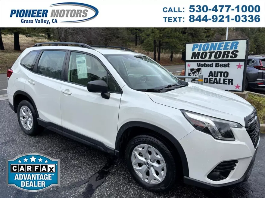 2022 Subaru Forester Base photo 1