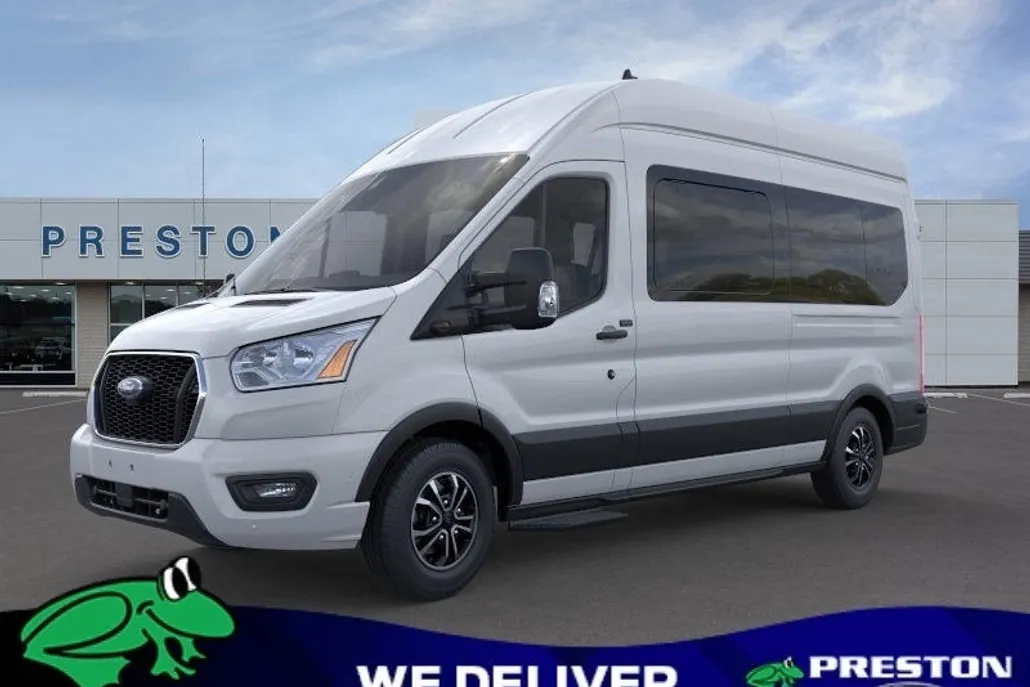 2024 Ford Transit Passenger XLT photo 1