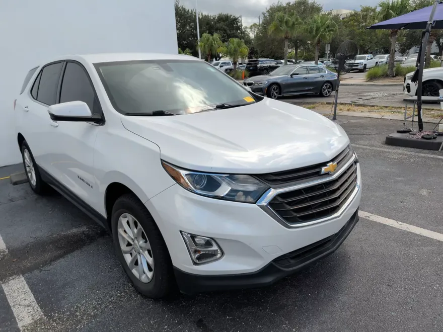 2019 Chevrolet Equinox photo 1