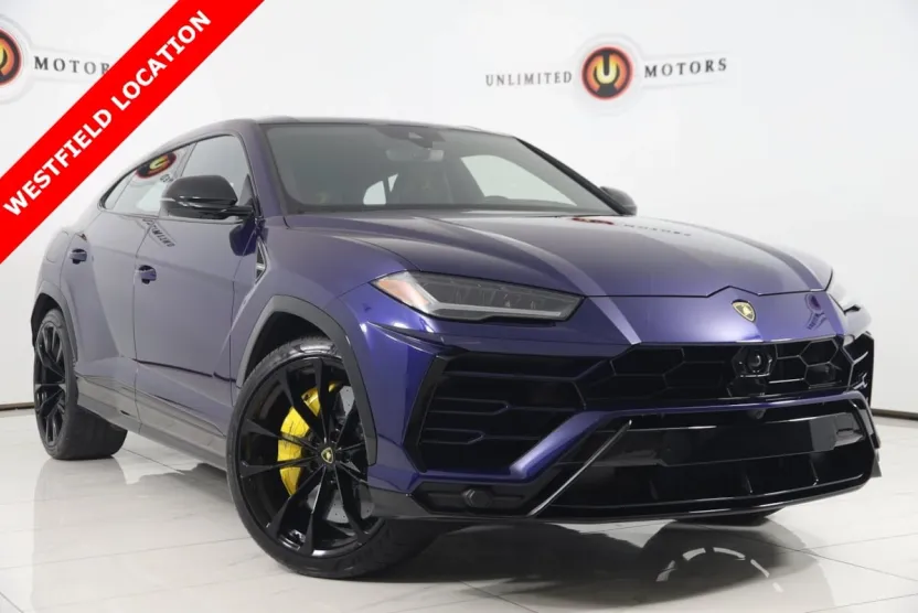 2021 Lamborghini Urus Base photo 1
