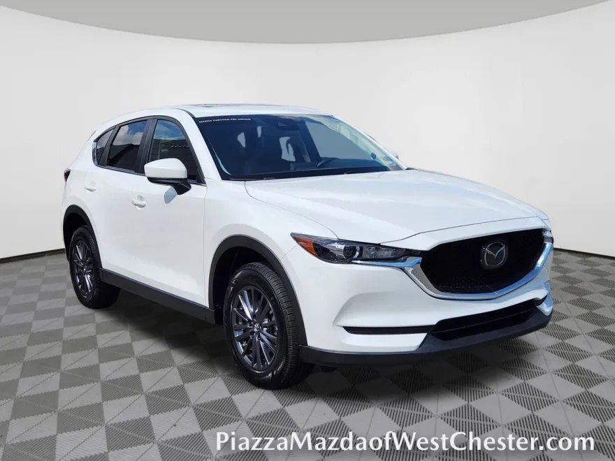 2020 Mazda CX-5 Touring photo 1
