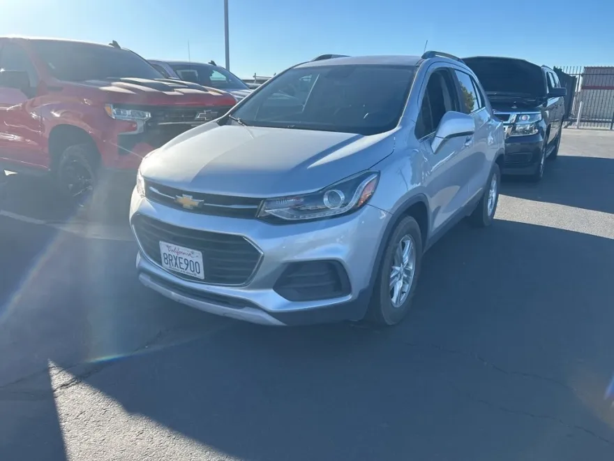 2019 Chevrolet Trax LT photo 1