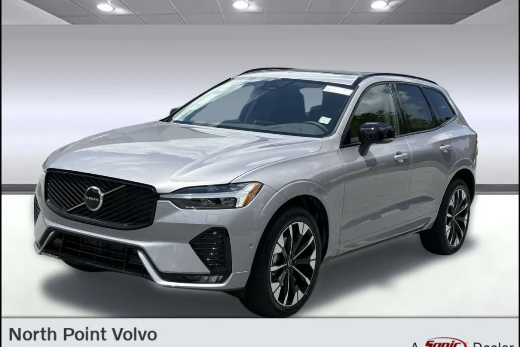 2026 Volvo XC60 B5 Plus photo 1