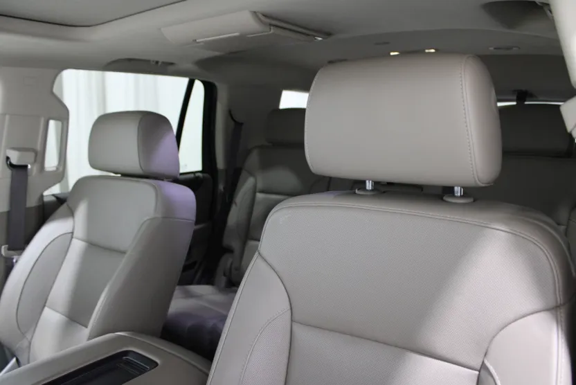 2020 Gmc Yukon SLT photo 1