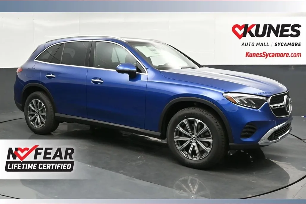 2025 Mercedes Benz GLC 300 4MATIC photo 1