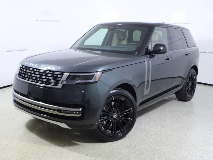 2025 Land Rover Range Rover SE photo 1