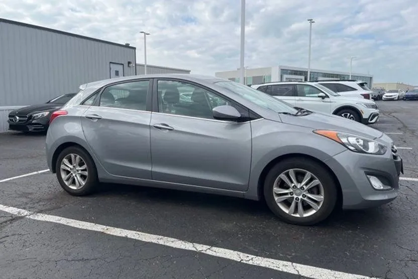 2013 Hyundai Elantra GT Base photo 1