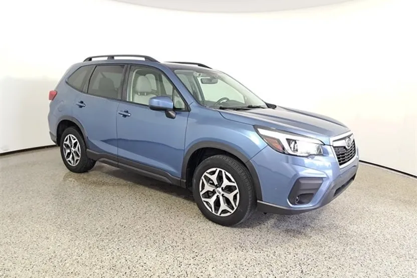 2020 Subaru Forester Premium photo 1