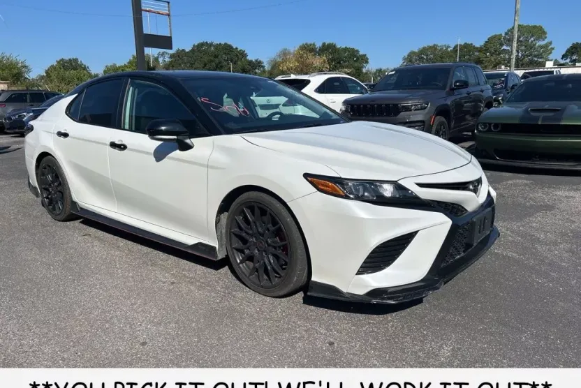 2021 Toyota Camry TRD V6 photo 1