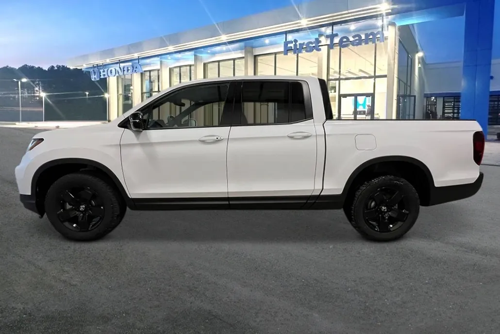 2025 Honda Ridgeline Black Edition photo 1
