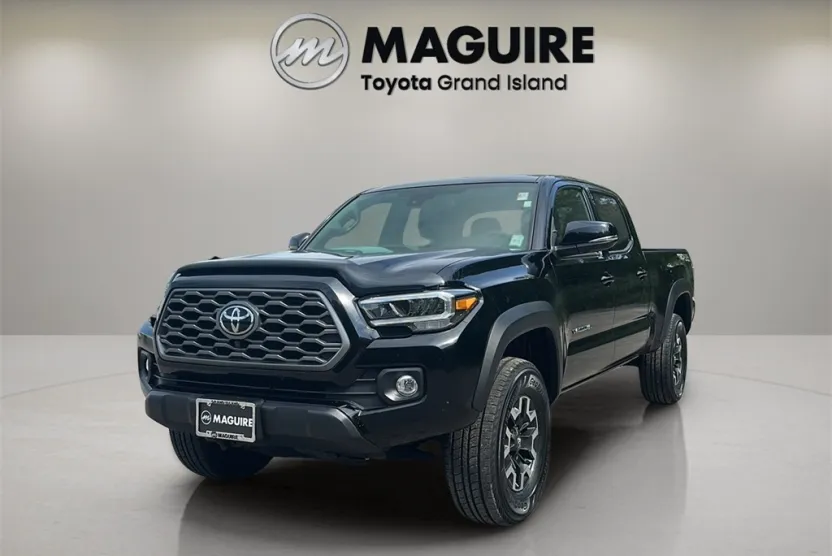 2023 Toyota Tacoma TRD Off-Road photo 1
