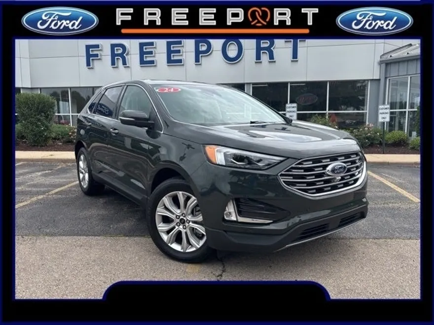 2024 Ford Edge Titanium photo 1