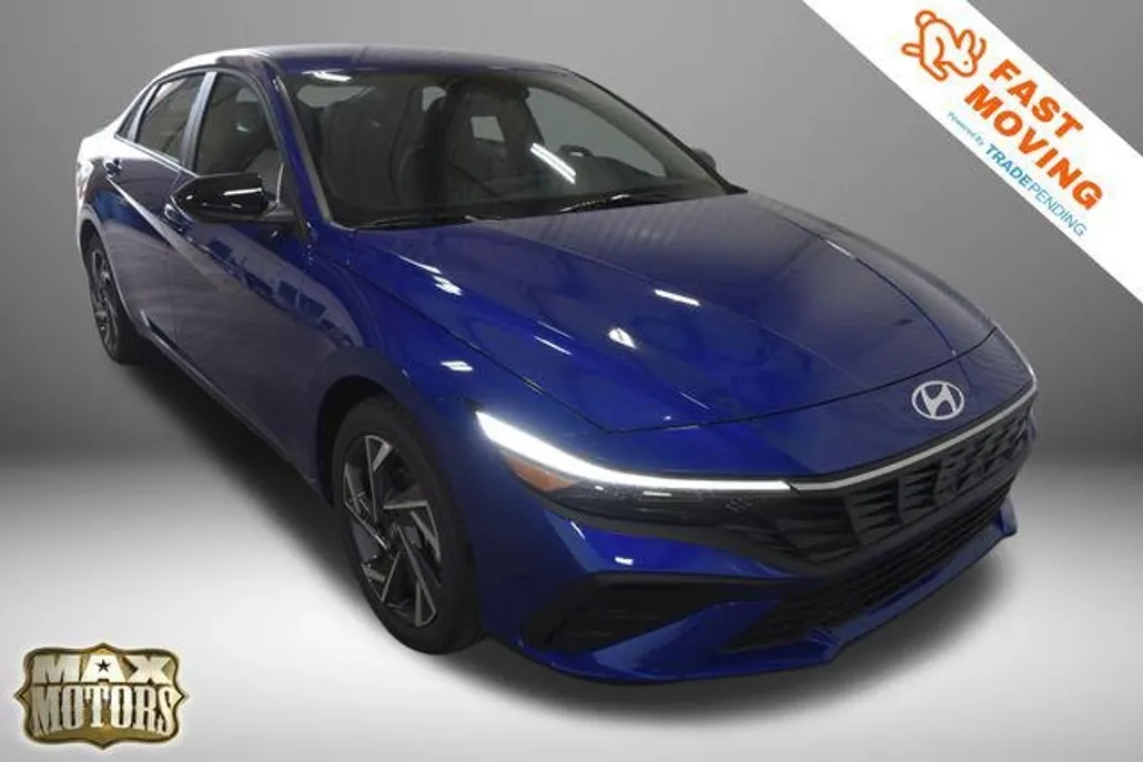 2025 Hyundai Elantra SEL Sport photo 1