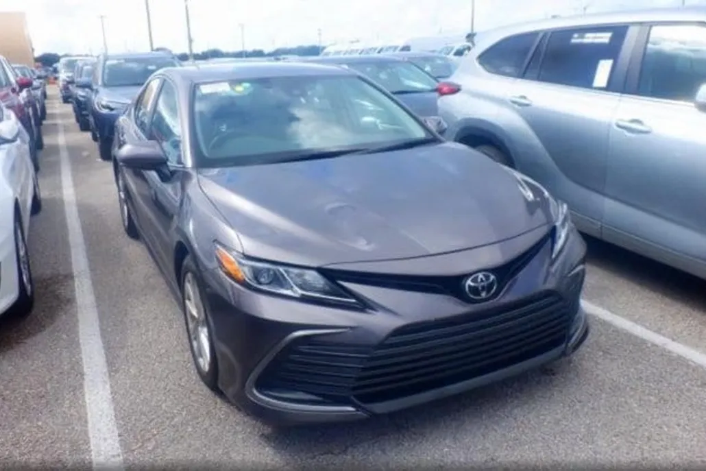 2024 Toyota Camry LE photo 1