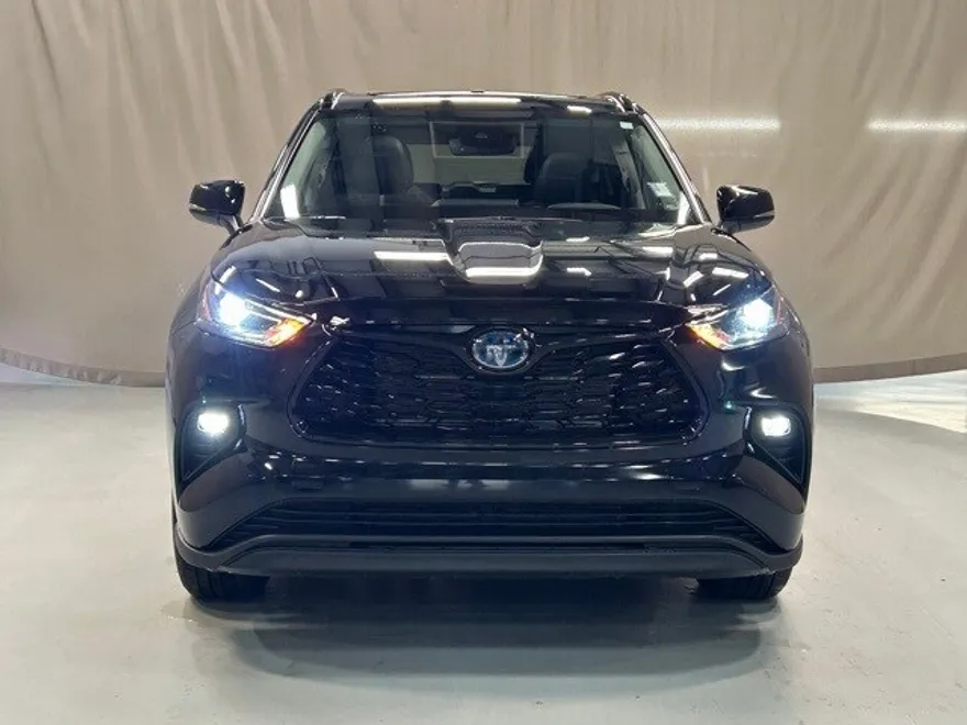 2024 Toyota Highlander Hybrid XLE photo 1