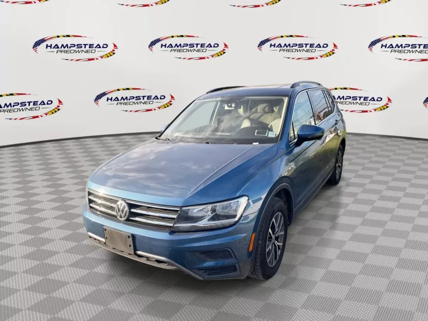 2019 Volkswagen Tiguan SEL R-Line photo 1