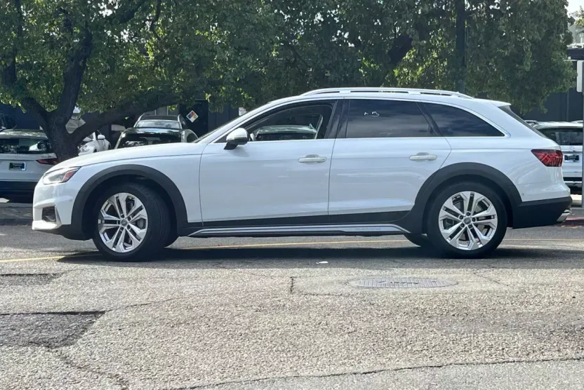 2020 Audi A4 Allroad Prestige TFSI Quattro photo 1
