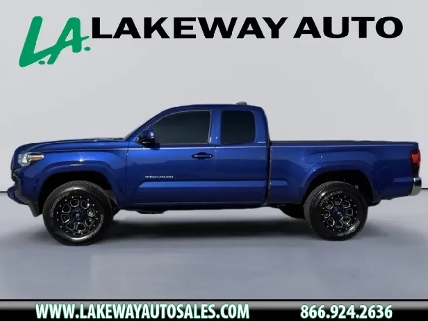 2023 Toyota Tacoma SR5 photo 1
