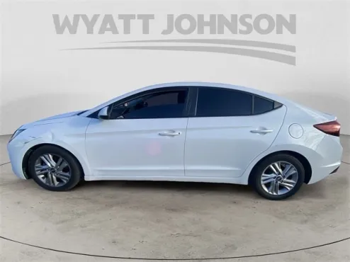 2020 Hyundai Elantra SEL photo 4