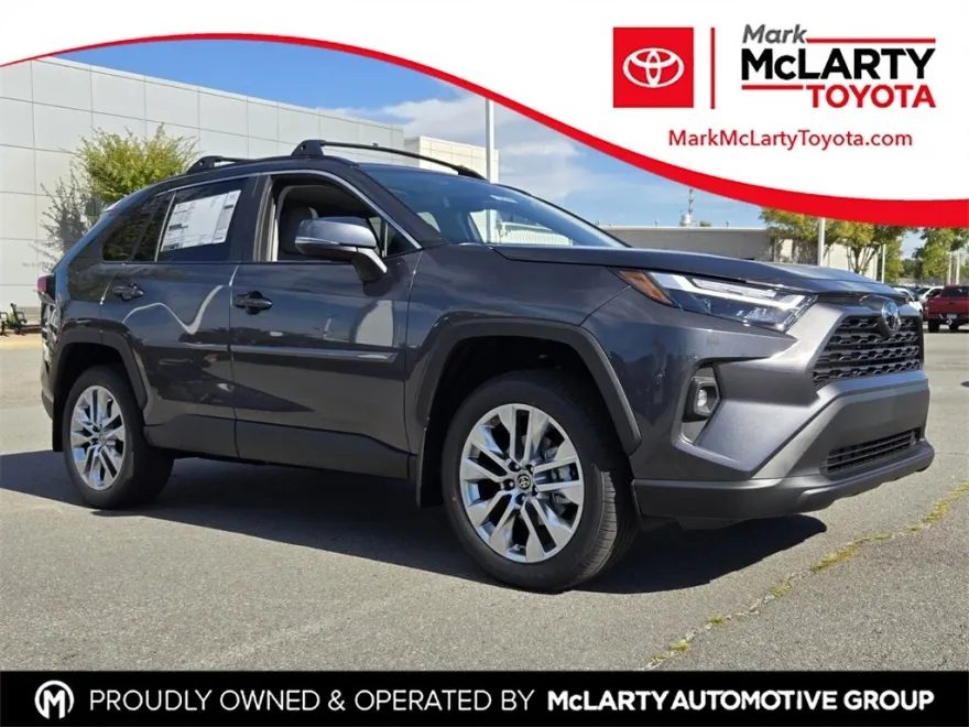 2025 Toyota RAV4 XLE Premium photo 1