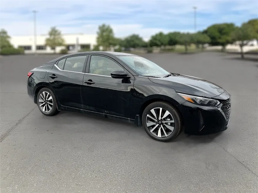 2025 Nissan Sentra SV photo 1