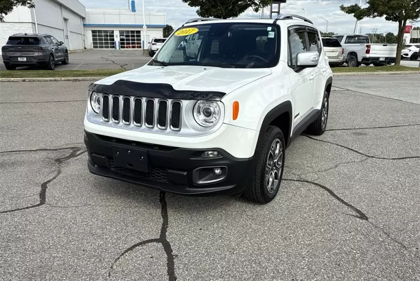2017 Jeep Renegade Limited photo 1