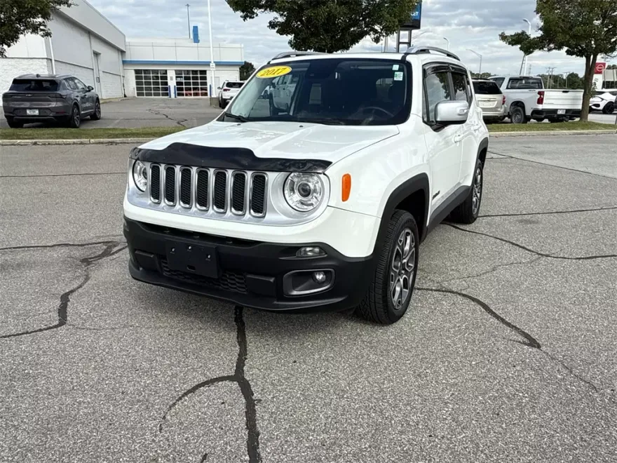 2017 Jeep Renegade Limited photo 1