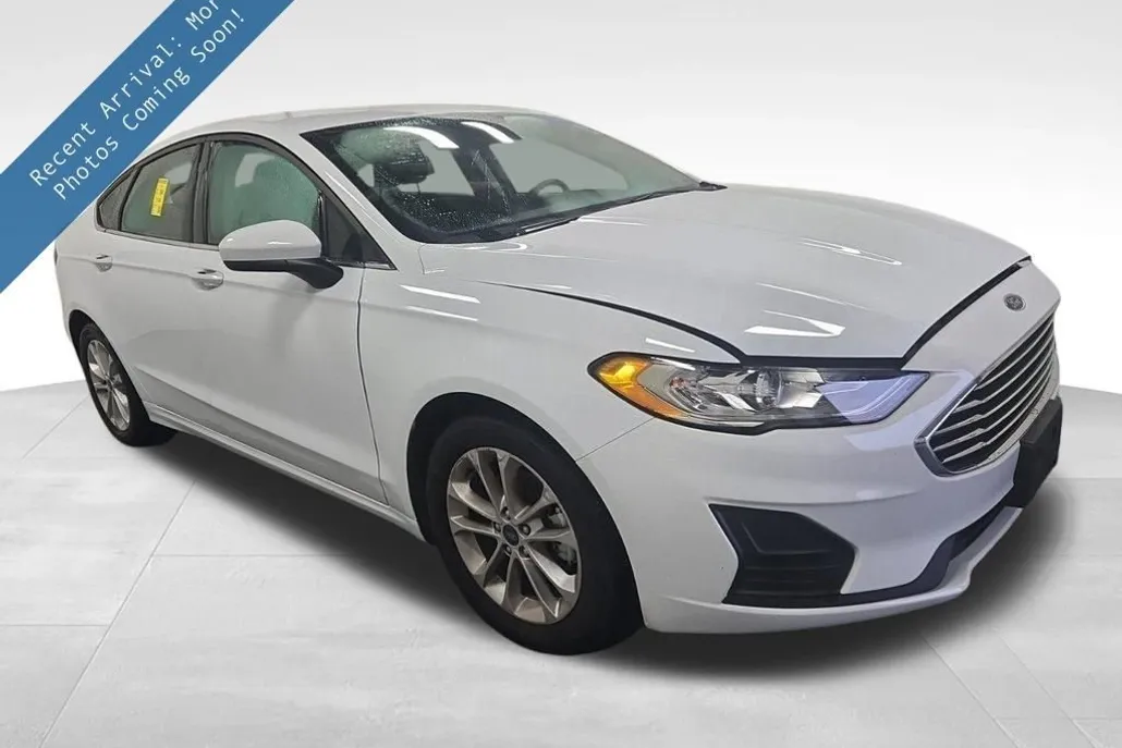 2019 Ford Fusion SE photo 1