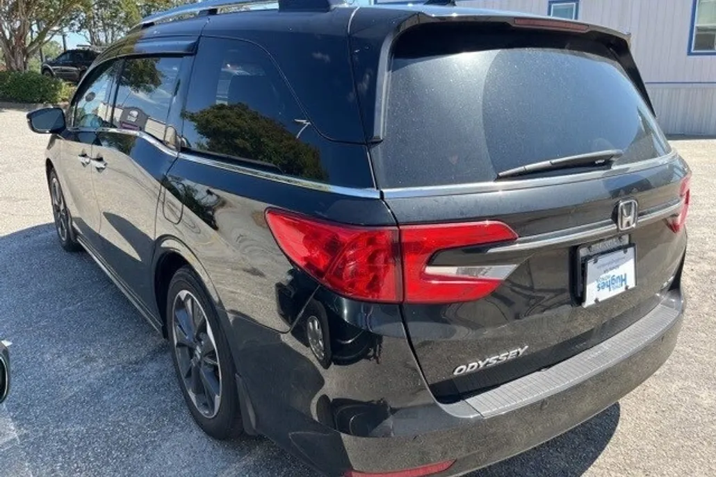 2022 Honda Odyssey Elite photo 1