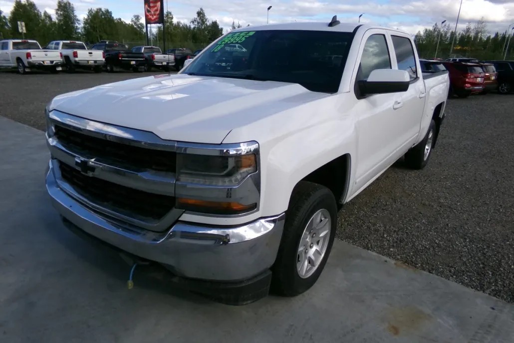 2018 Chevrolet Silverado 1500 photo 1