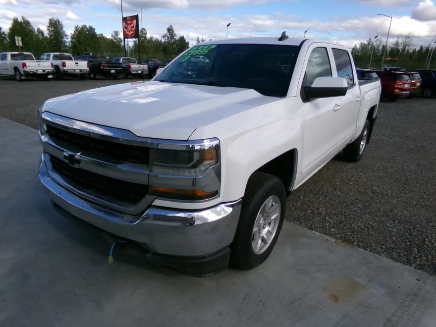 2018 Chevrolet Silverado 1500 photo 1