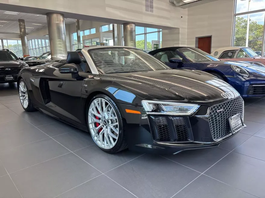 2018 Audi R8 V10 Quattro Spyder photo 1