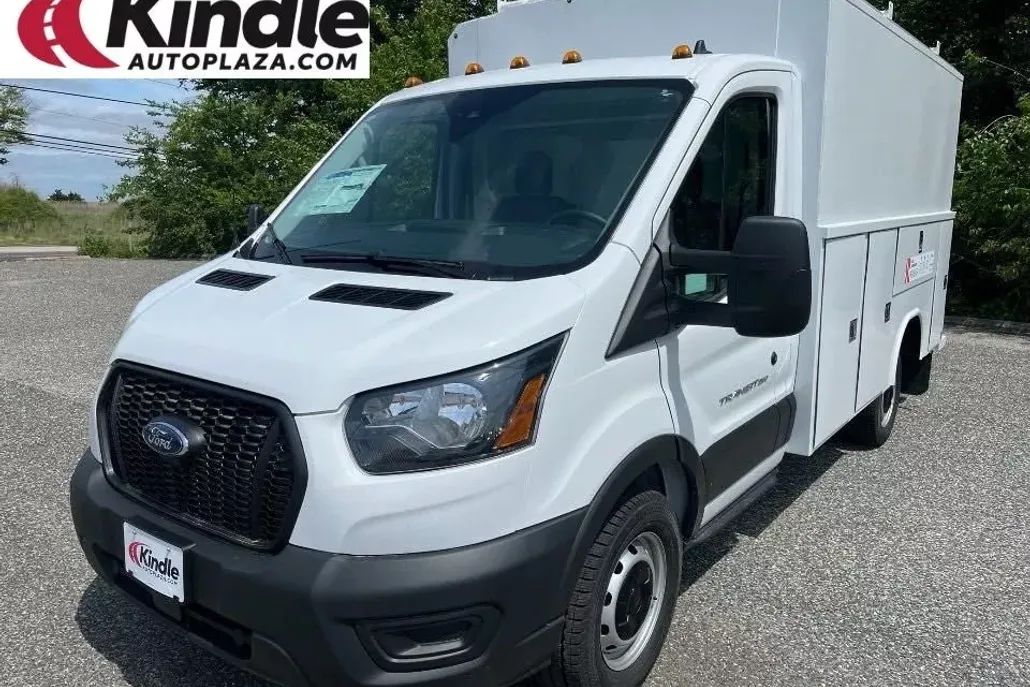 2025 Ford Transit photo 1