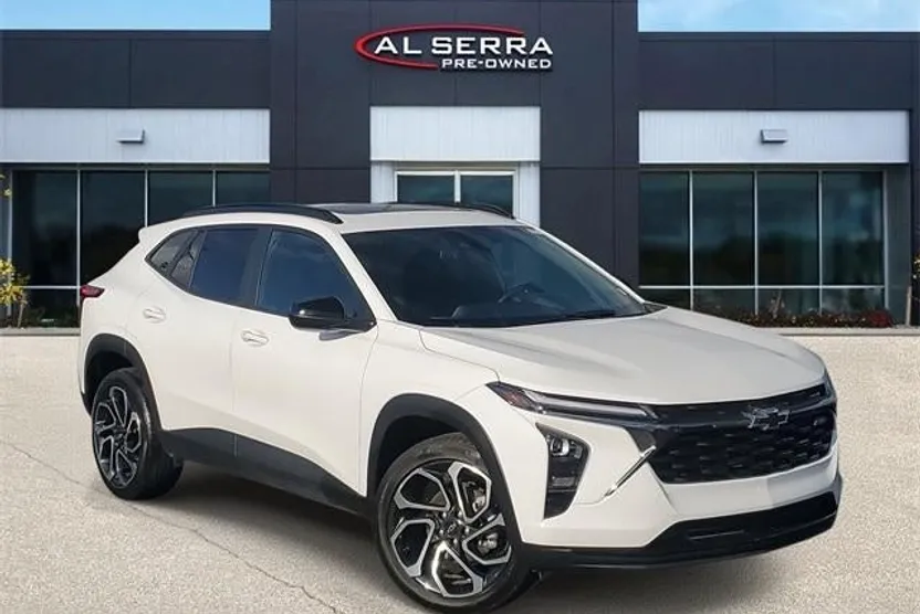 2025 Chevrolet Trax photo 1