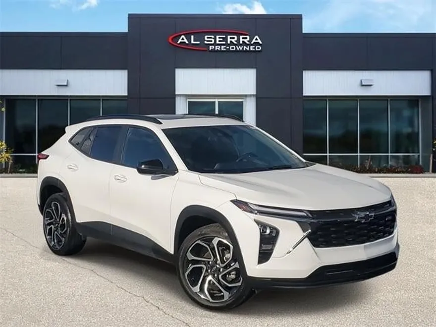 2025 Chevrolet Trax photo 1