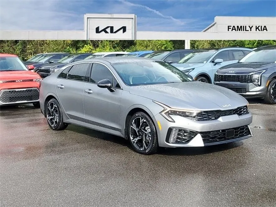 2026 Kia K5 GT-Line photo 1