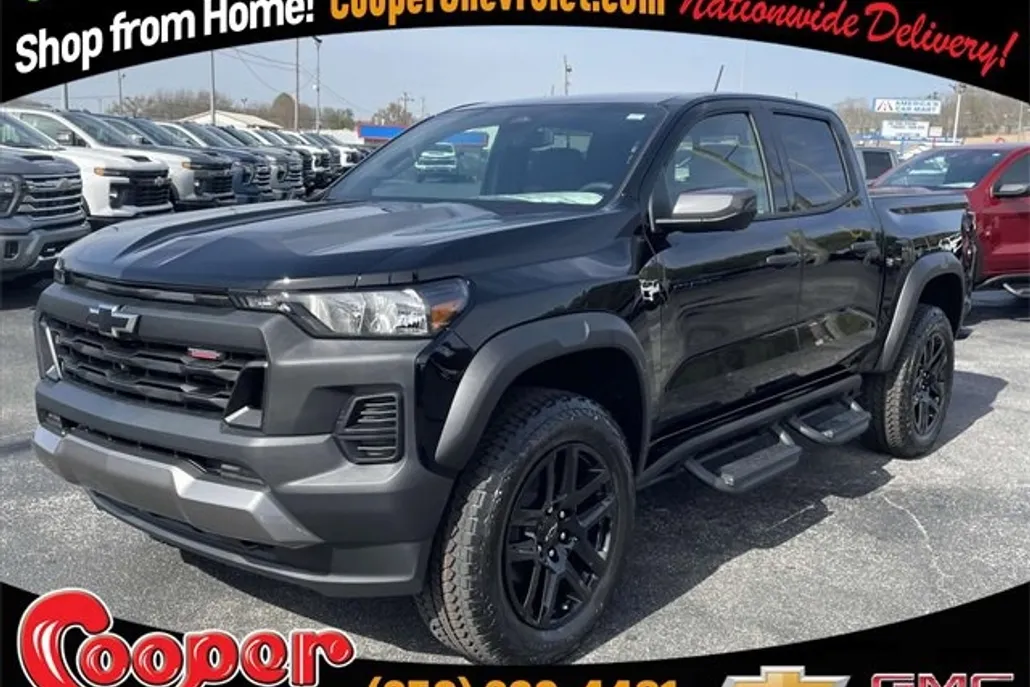 2025 Chevrolet Colorado Trail Boss photo 1