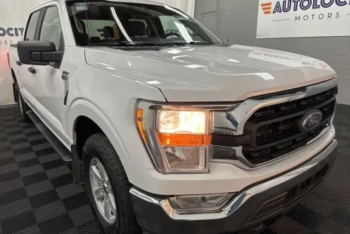 2021 Ford F-150 XLT photo 2