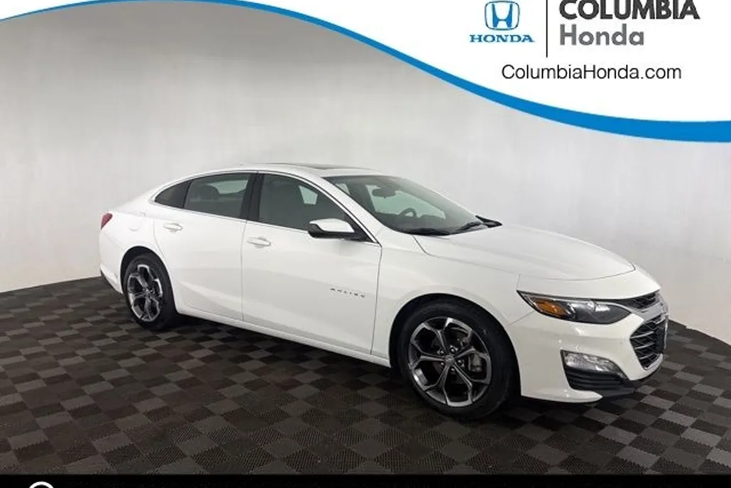 2024 Chevrolet Malibu 1LT photo 1