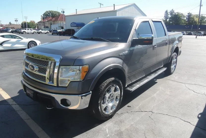 2011 Ford F-150 Lariat photo 1