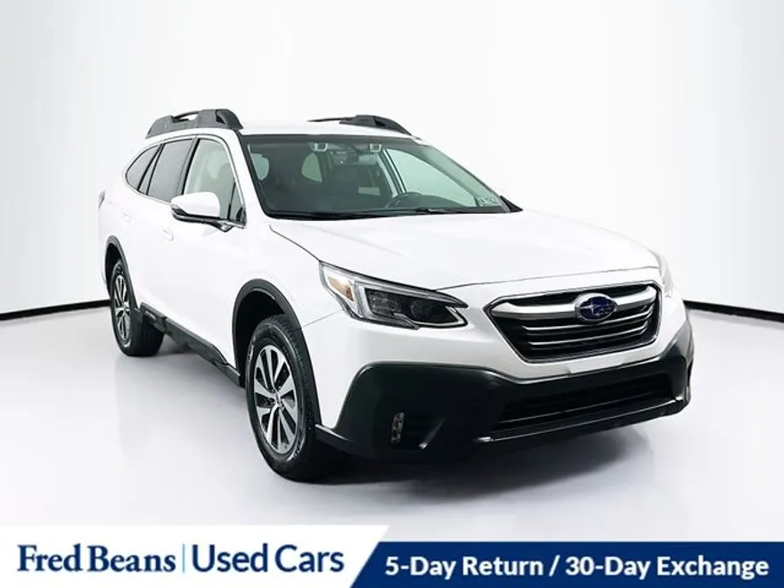 2021 Subaru Outback Premium photo 1