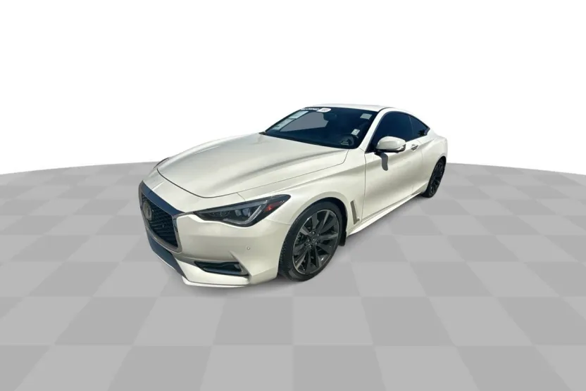 2022 Infiniti Q60 Luxe photo 1