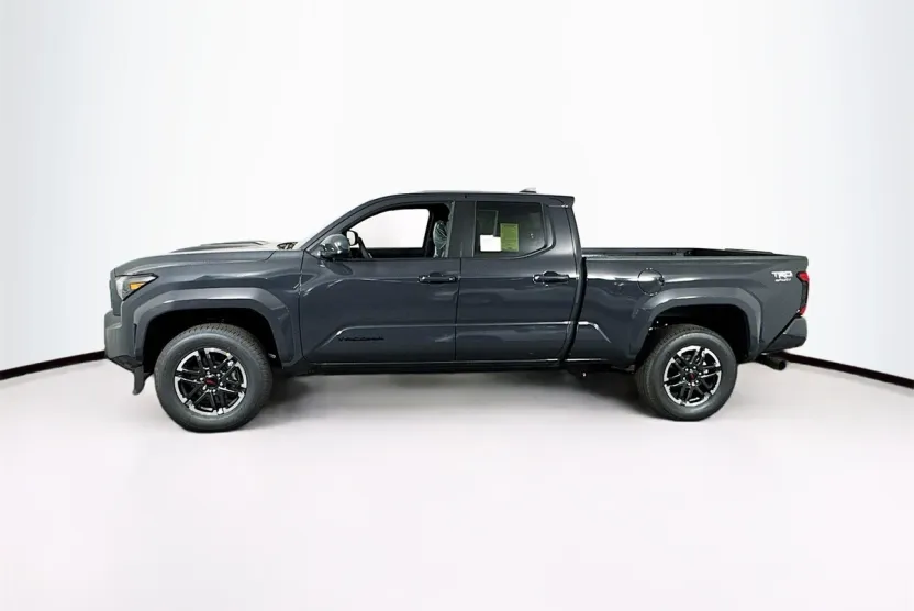 2025 Toyota Tacoma TRD Sport Double Cab photo 1