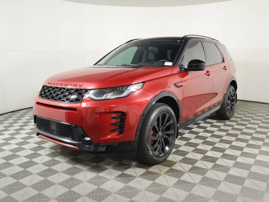 2024 Land Rover Discovery Sport SE photo 1