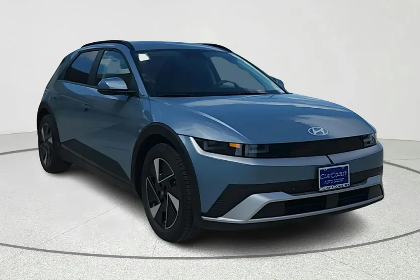 2025 Hyundai Ioniq 5 SE photo 1