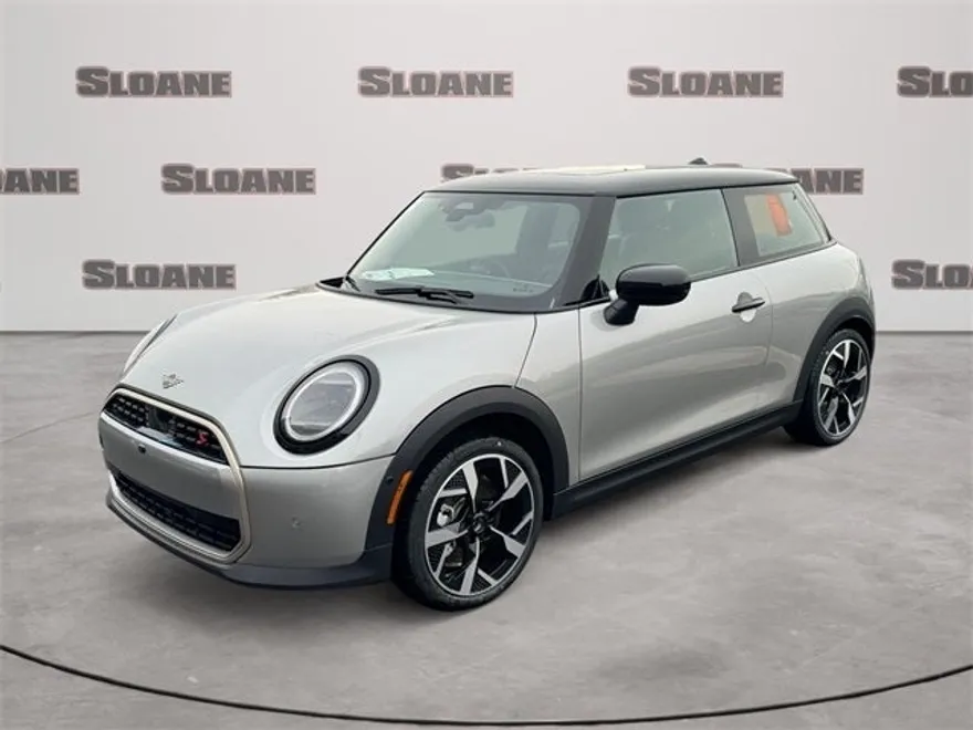 2025 Mini Cooper S Iconic photo 1