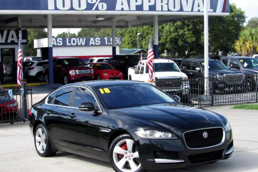 2018 Jaguar XF 25t photo 1