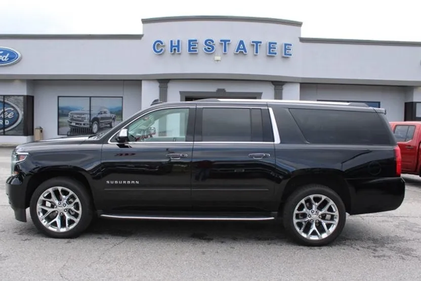 2019 Chevrolet Suburban Premier photo 1