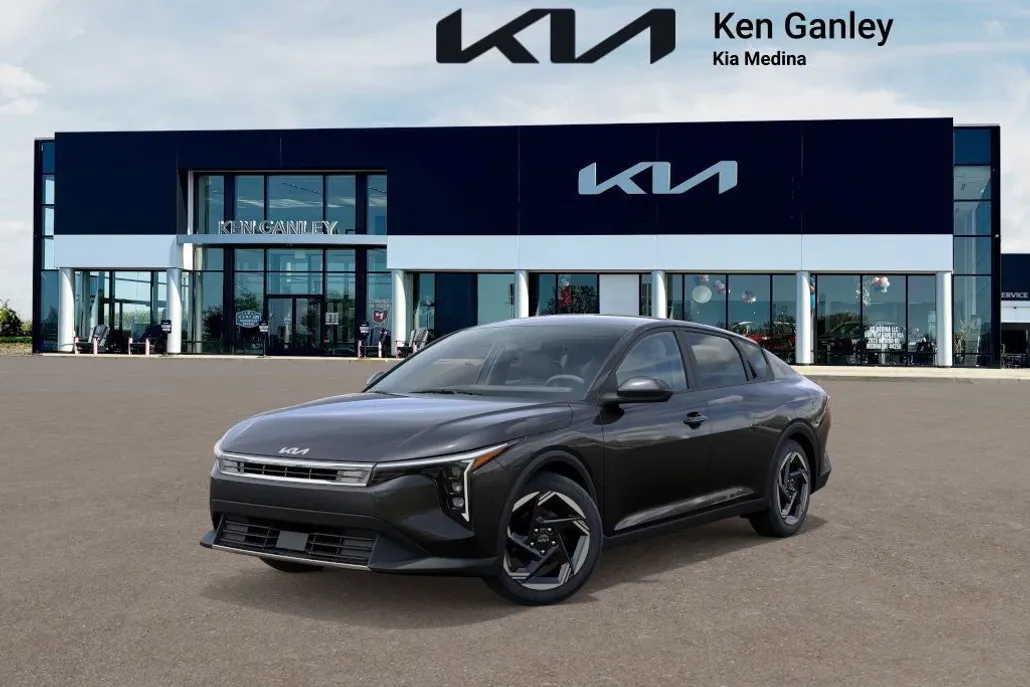 2025 Kia K4 EX photo 1